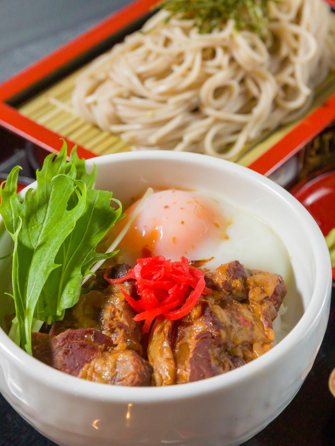 蕎麦なんこつ丼